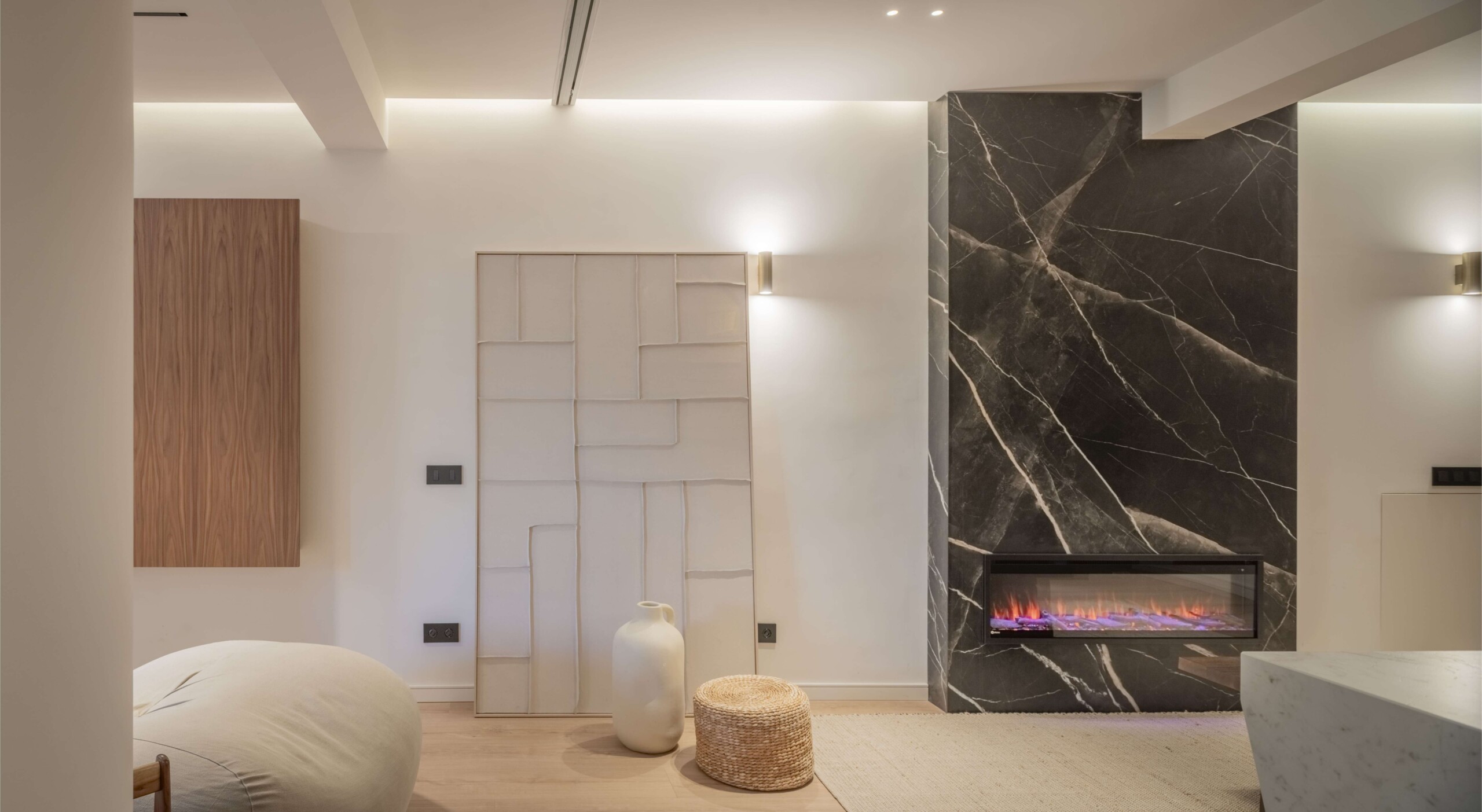 Arquitectura y detalle: Simon 270 se integra en dos viviendas contemporáneas del estudio Blanes Urigoitia.