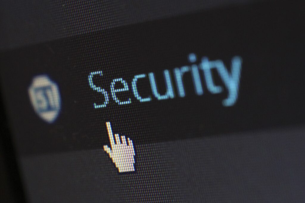 Circutor refuerza su compromiso en ciberseguridad al incorporarse al Programa CVE™ como CNA.