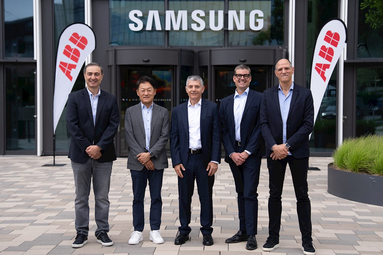 ABB y Samsung integran BuildingPro con SmartThings Pro para unificar la gestión inteligente de edificios.